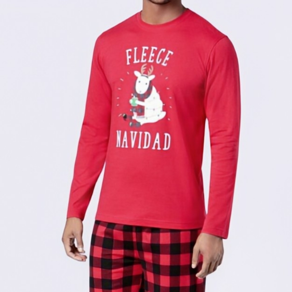Macy's Family PJs Fleece Navidad Long Sleeve Pajama Top - Size Mens Medium
